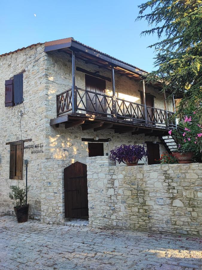 Liakoto Guest House Panayia Bagian luar foto