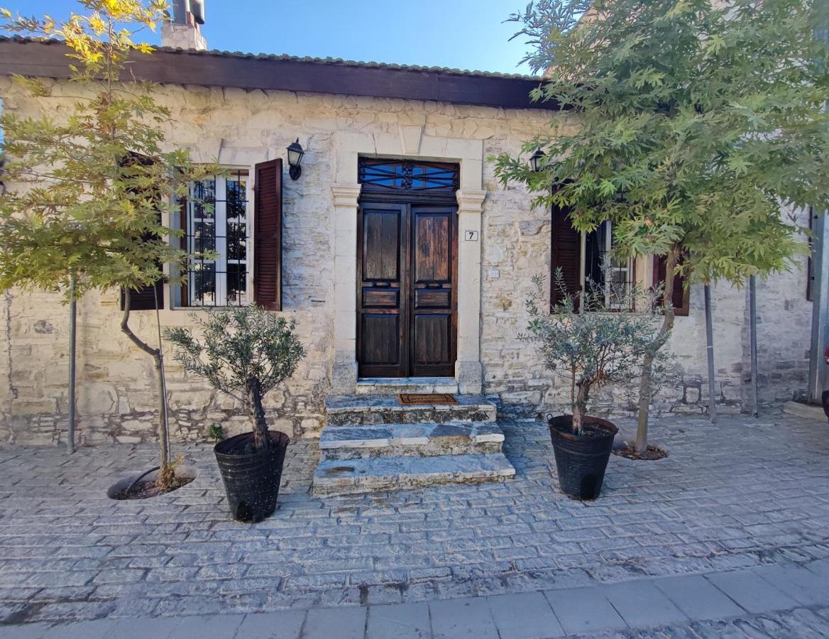 Liakoto Guest House Panayia Bagian luar foto