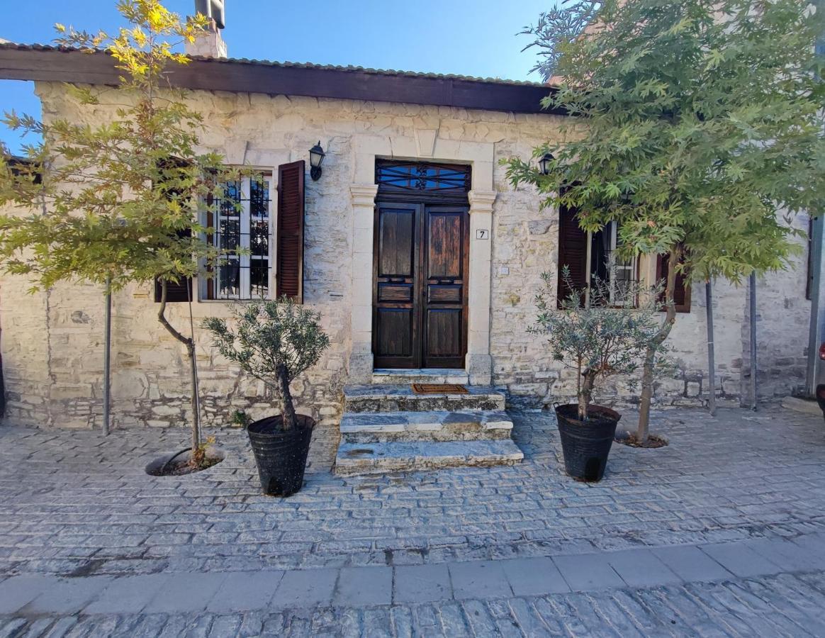 Liakoto Guest House Panayia Bagian luar foto