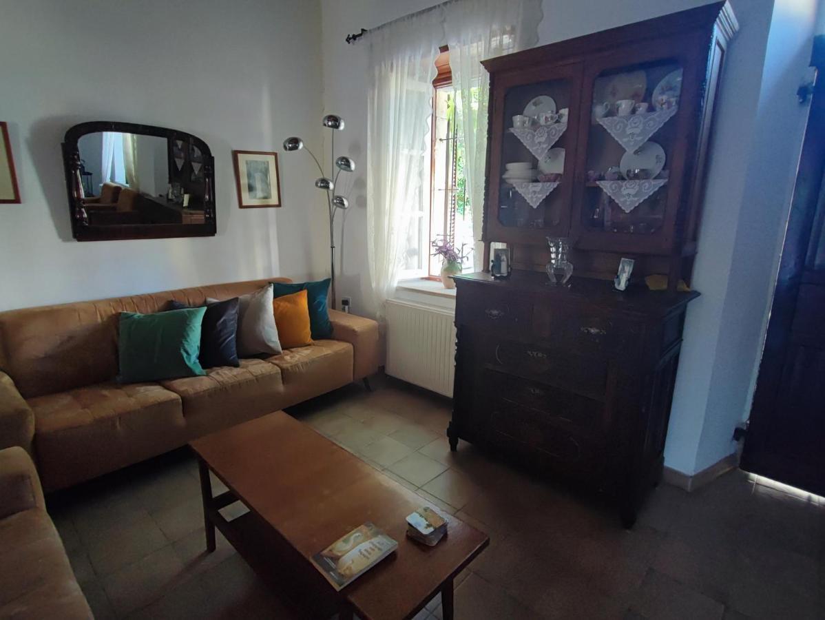 Liakoto Guest House Panayia Bagian luar foto