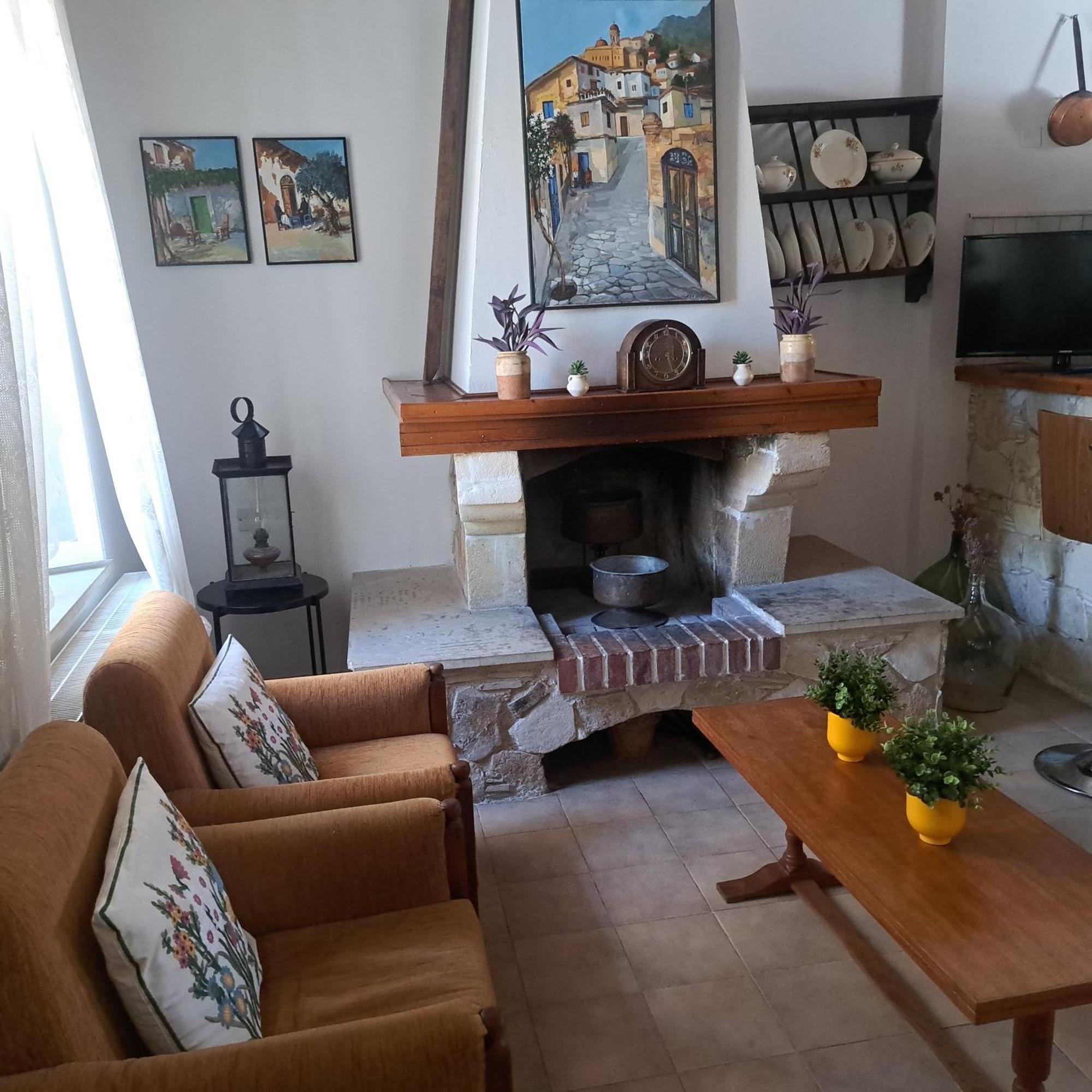 Liakoto Guest House Panayia Bagian luar foto